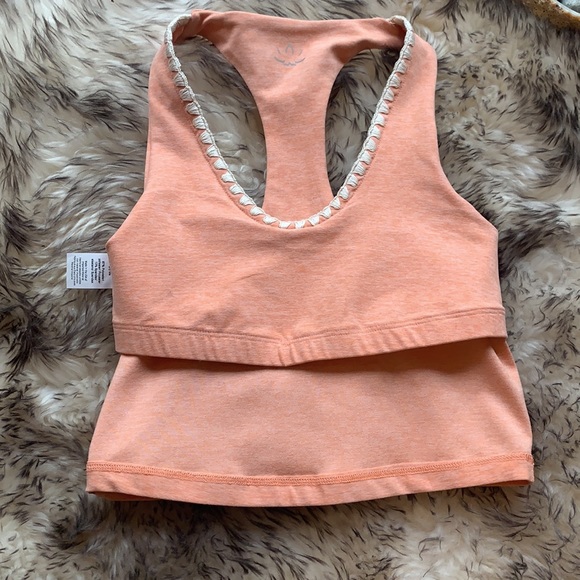 NEW beyond yoga crop top - Picture 4 of 5